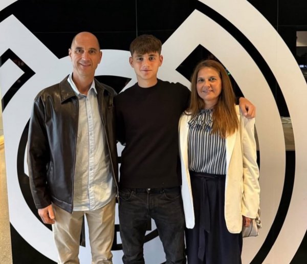 Reporter: Alonso calls on 18-year-old defender Diego Aguado and Fortia to participate in the FFC World Cup