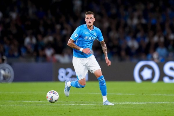 Romano: Huang Qian will offer Marin to Naples, with a loan of +12 million euros buyout clause