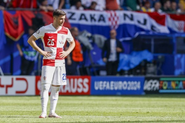 Romano: Baturina and agent are heading to Italy to undergo a medical examination arranged by Como