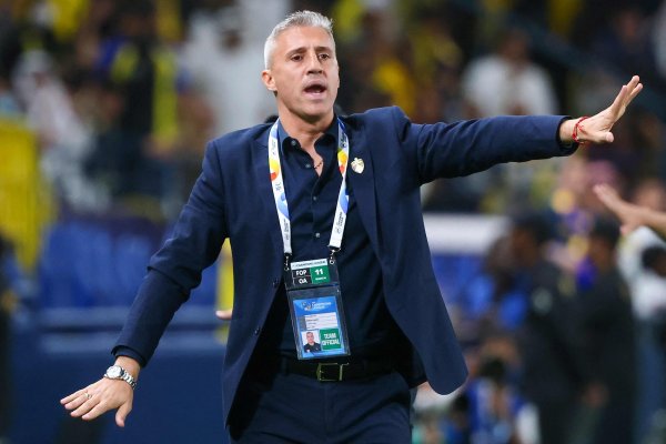 Official: Sao Paulo once again asked Crespo to coach, and the two sides signed the contract until the end of next year