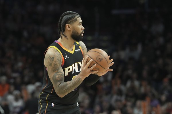 Centers are gathering! Massachusetts: Suns expect to convert Richards  5 million contract to a guaranteed contract next season