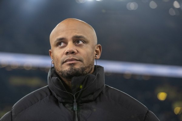 Kompany: The weather conditions have caused players to run out of energy. I have heard that Bayern vs. Paris venues have air conditioning