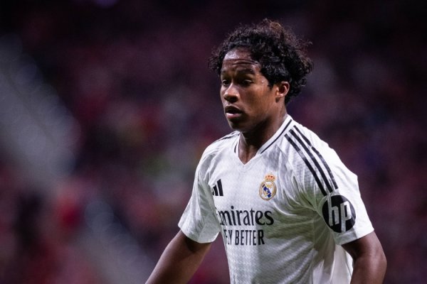 As: Enderick has begun part of the training and he feels the pressure of competing with Gonzalo
