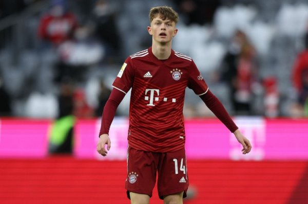 German media: Borussia Mönchengladbach intends to loan Wannalt, and it remains to be seen whether Bayern is willing to let others go