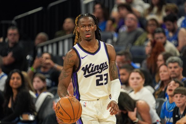 Another defender? The King refused to leave Ellis during negotiations involving Kuminga s signing and then exchange