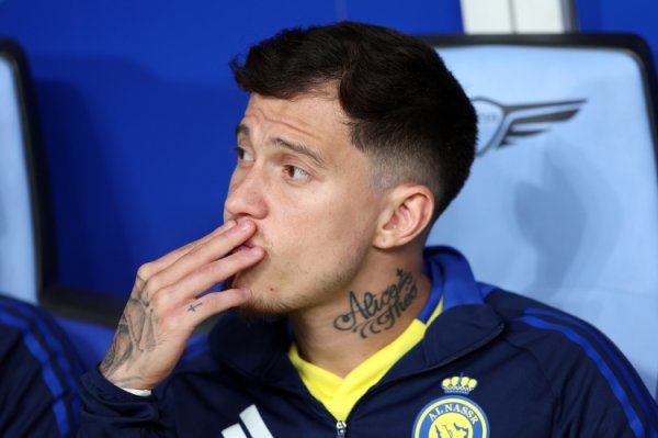 Saudi media: Shengli doesn t want to stay at Otavio, and the agent says he has to pay 15 million euros in termination