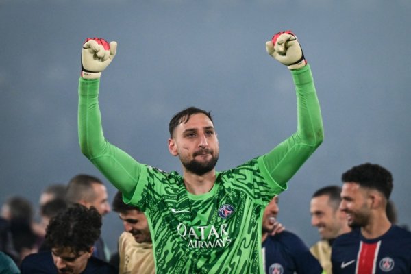 Team News: Manchester United and Manchester City are still competing for Donnarumma! His contract renewal negotiations have been stalled for months