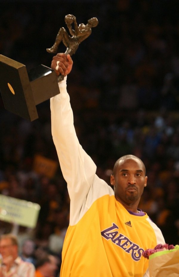 Rodman: GOAT is Jordan, but Kobe is mentioned too little in this discussion
