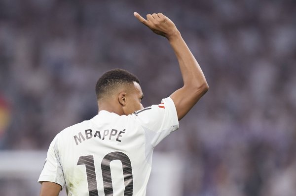 The top five league scorers started last season: Mbappe led by 46 goals, Kane scored 45 goals, Lewandowski scored 42 goals