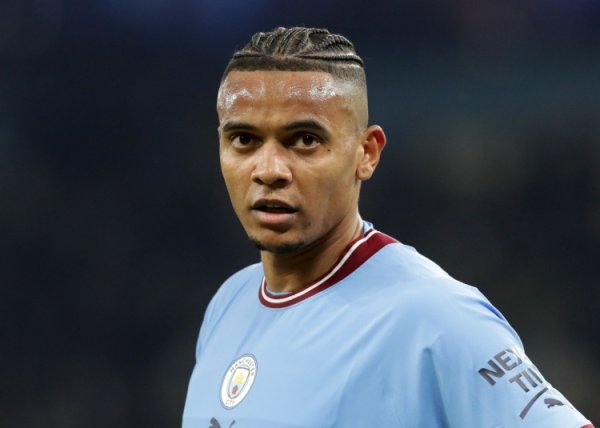 Romano: Tottenham is signing Akanji to contact Manchester City, and Milan is also negotiating a transfer with Manchester City