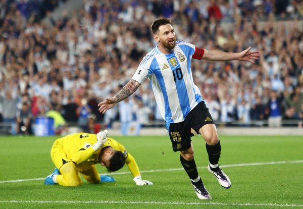 Scaloni: If this is Messi s last World Cup qualifier, please enjoy this moment