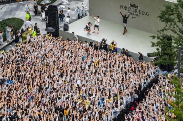 Foreign media: James  return to China sparks fanaticism. This passion is hard to see in the United States.