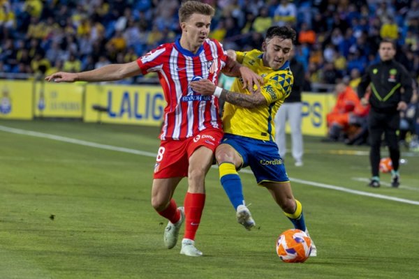 Barrios: Liverpool has a lot of world-class players and we have to find a way to beat them