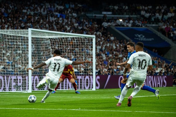 Compete with Vinicius! As: Unless there are special circumstances, Rodrigo will play left this year