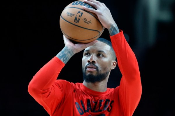 Lillard: Take the initiative to shoot key balls in the rookie season, and often simulates the winning goal in college