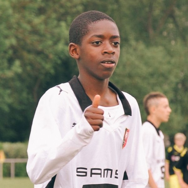 Dembele s transfer history: Youth training team Rennes sold 35 million, Dots sold 148 million, and Barcelona sold 50 million