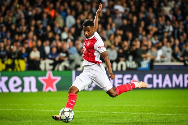 Can you find yourself back then? 22-year-old Fati scored 4 goals in 3 games, and his peak value reached 80 million euros 4 years ago