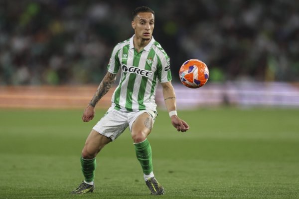 Anthony: Happiness is more important than money, my heart tells me that I should go back to Betis