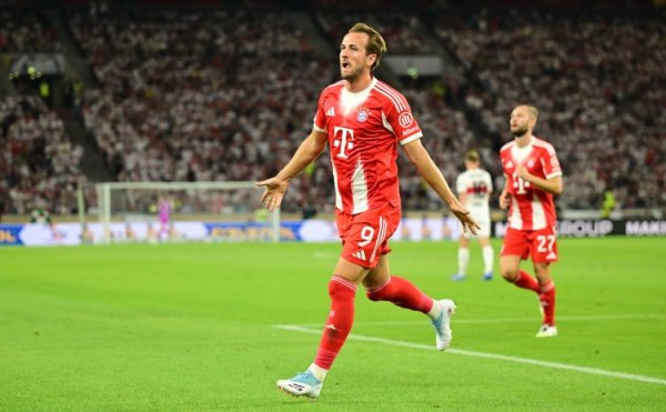 Kane was elected the best in the game in 9 games this season and was elected for 5 consecutive games in various events.