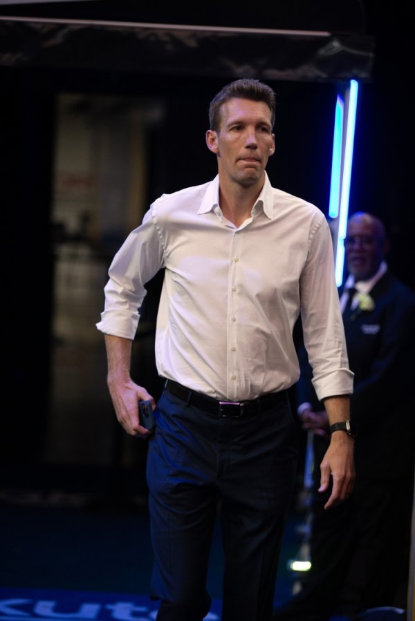 Dunleavy: We strengthened the height of the frontcourt and shooting ability. The growth of young players is also crucial.