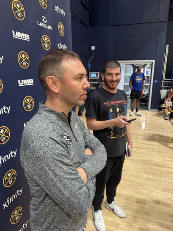 Adelman: I really appreciate Gordon s candidity in dealing with people and his competitiveness and personality are improving.
