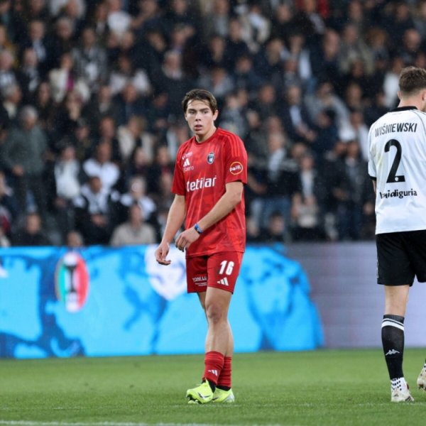 Skira: Pisa signed a three-year contract with Buffon s son Luis, the player has made his first Serie A show