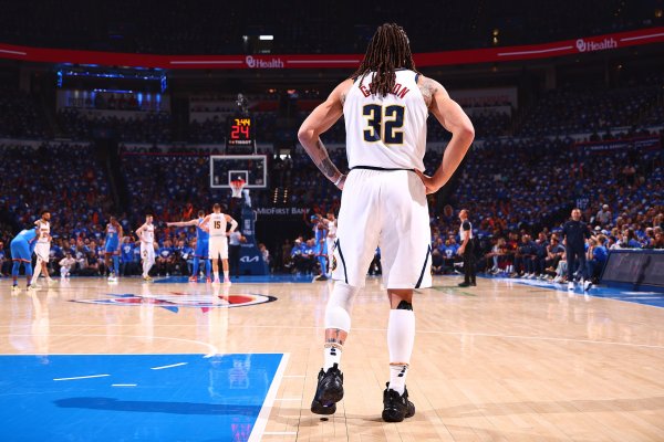 Adelman: Aaron Gordon had a minor injury before and it would be appropriate to rest in the preseason