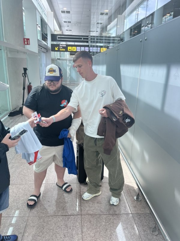 Can he play in the national derby? Olmo, who retired from the national team due to injury, returns to Barcelona: Let’s wait and see