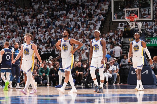 Dunleavy: I am very excited about the growth of young players. What I require of them is to have a tacit understanding with Kuchaiba.