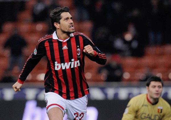 Borriello: Inter Milan is the strongest in Serie A but Naples has coach Conte and hopes Roma will participate in the Champions League