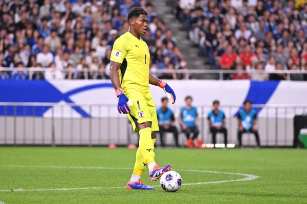 Aya Suzuki: Creating offensive opportunities with long passes is my strength. It is very important for the goalkeeper to hold the ball and handle it calmly.