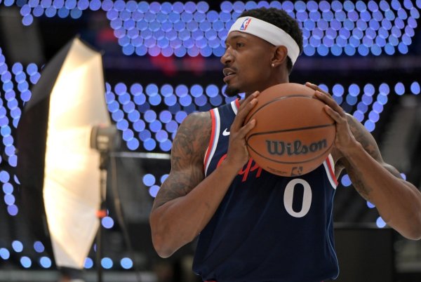 Bill: My physical condition is better than expected. The team is full of veterans& who understand the coach’s tactics very quickly.