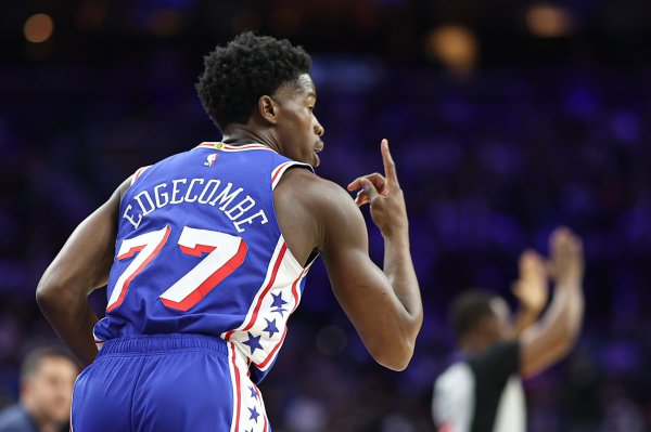 [Rookie] Edgecombe, the third overall pick, scored 26 points, 4 rebounds and 7 assists. The top pick only had 2 points. Xiao Yang made 0 of 3 in 8 minutes and scored 1+1.