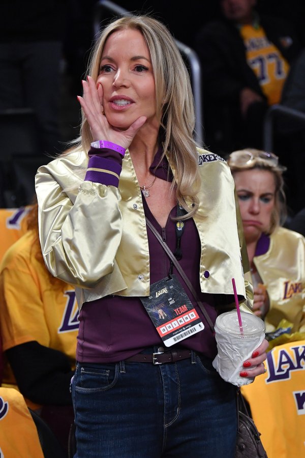 Jenny talks about Walter: He has shown his determination to bring a championship to LA and is extremely excited about the future.