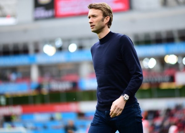 The pharmaceutical company s plan to build a youth training center may be rejected. The director of the pharmaceutical company: Without it, we will not be able to compete for the championship.